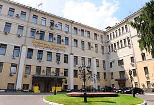 В Свердловской области после вмешательства прокуратуры женщинам возвращена квартира, которой они мошенническим способом были лишены