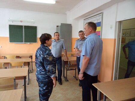 В Невьянской ИК-46 оценили готовность образовательных учреждений к новому учебному году