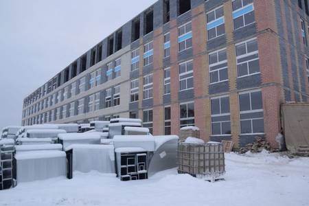Виртуально, реально и онлайн... До открытия новой школы остается чуть более 200 дней